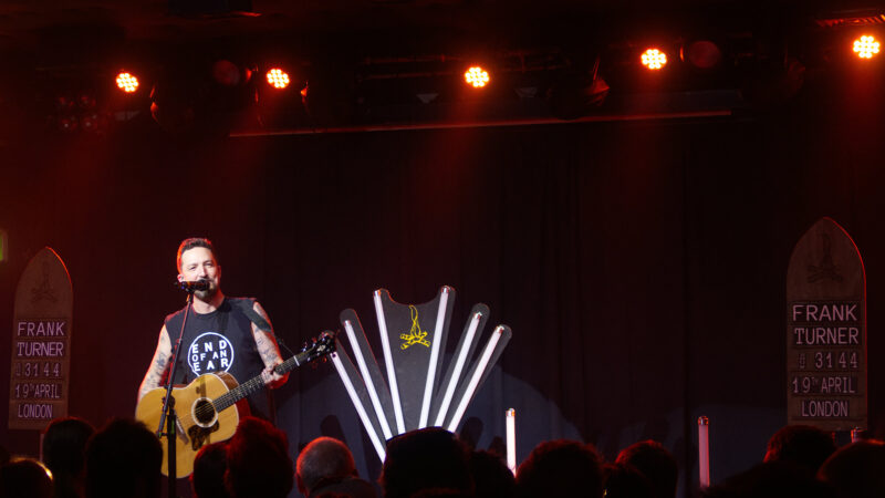 Frank Turner on Stage at Campfire Punkrock 20