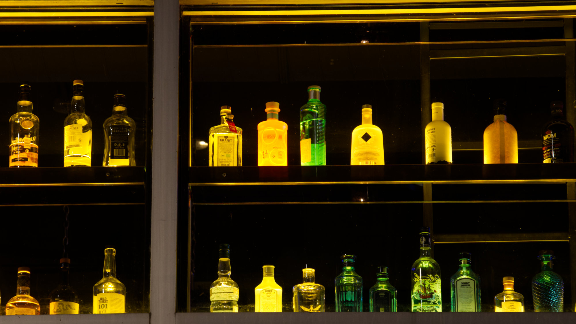 Bar window