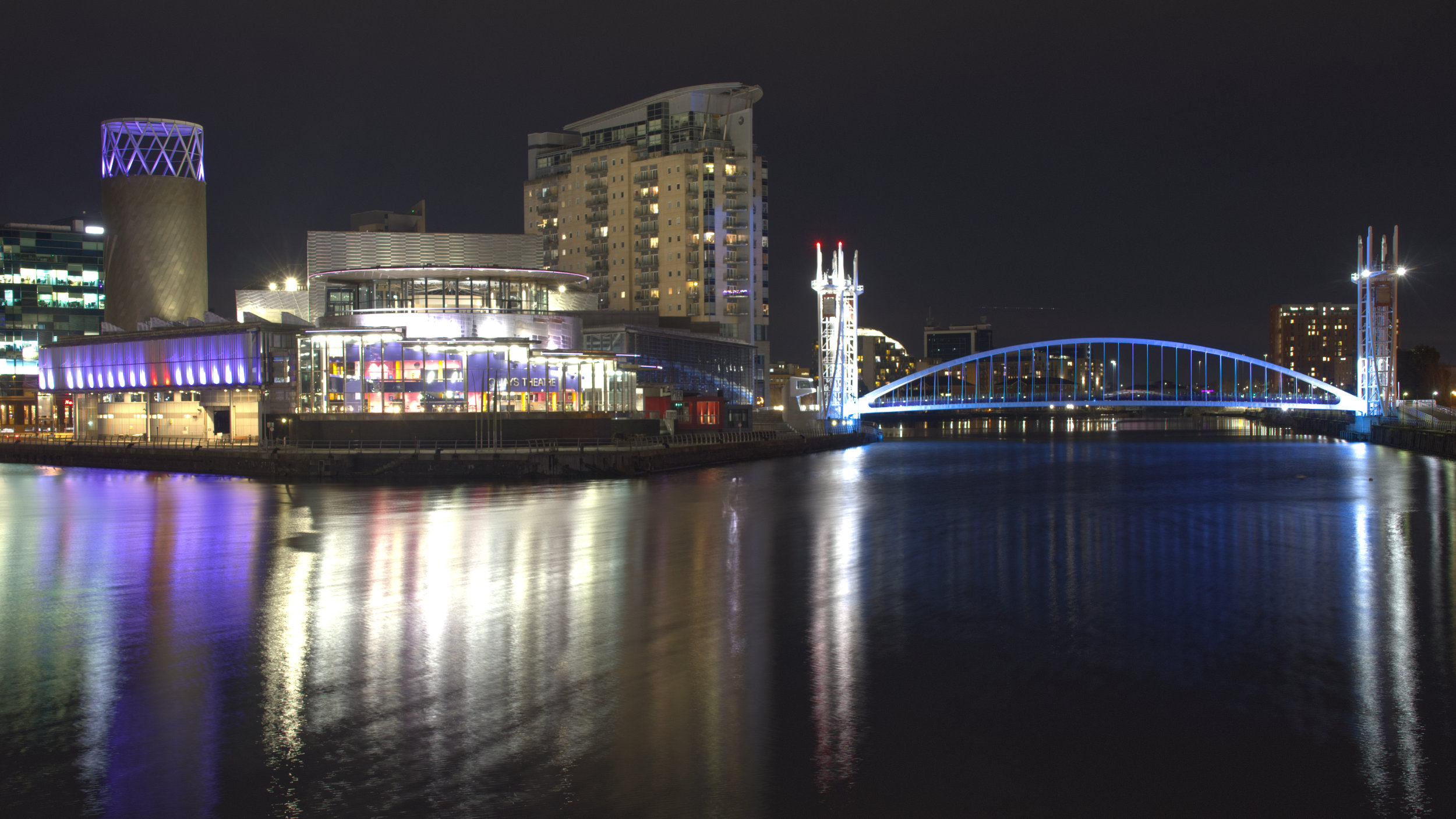 Lowry and Salford Quay Liftbridge by night